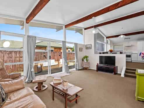 5 Hatton Road, Orewa