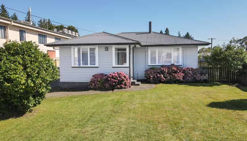 63 Corlett Street, Utuhina