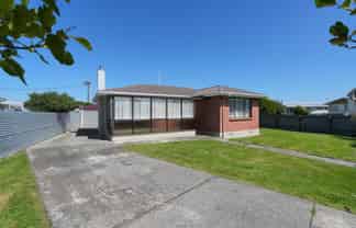 6 Braemar Street, Kew