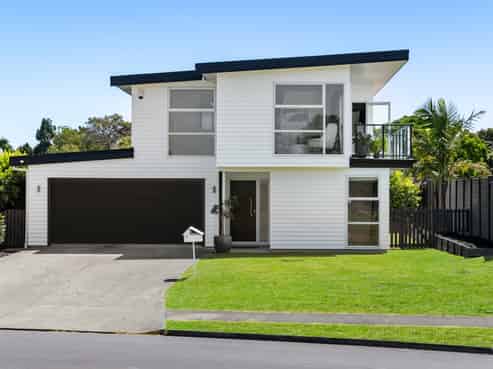 15 Halyard Place, Te Atatu Peninsula