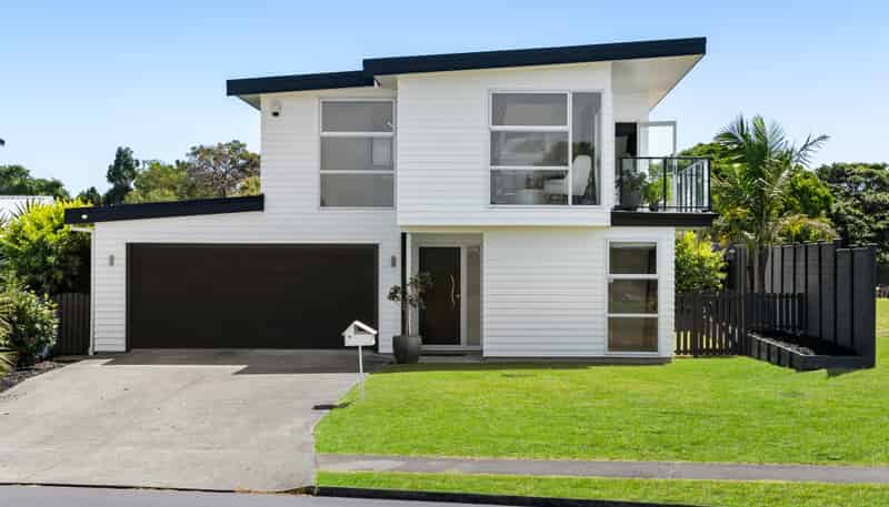 15 Halyard Place, Te Atatu Peninsula