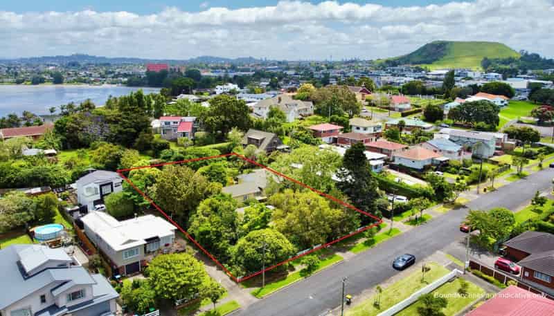 221-223 Queens Road, Panmure