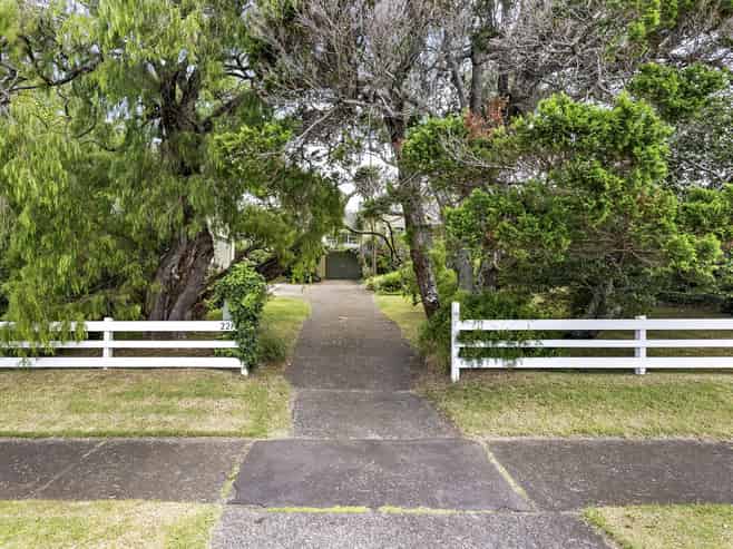 221-223 Queens Road, Panmure