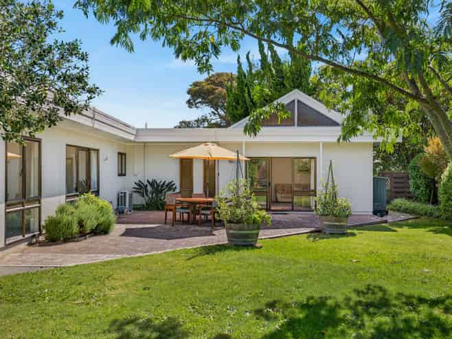 19 Durham Drive, Havelock North