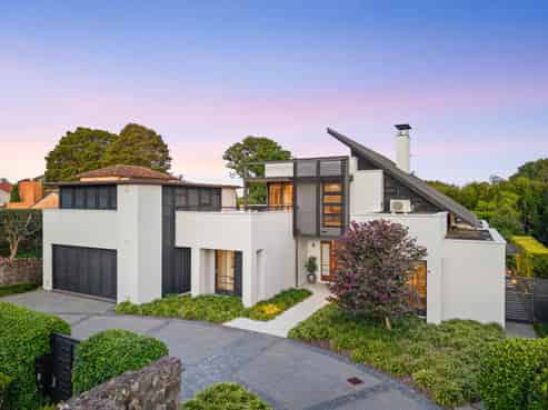 8 Shipherds Avenue, Epsom