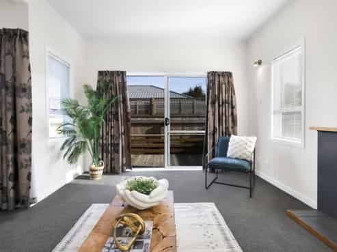 33 Upjohn Street, Brooklands