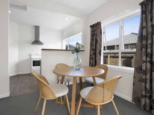 33 Upjohn Street, Brooklands