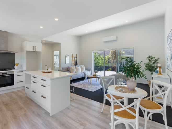 5a Wairere Grove, Paraparaumu