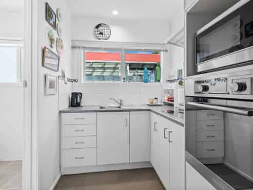  12 Selwyn Avenue, Avenues