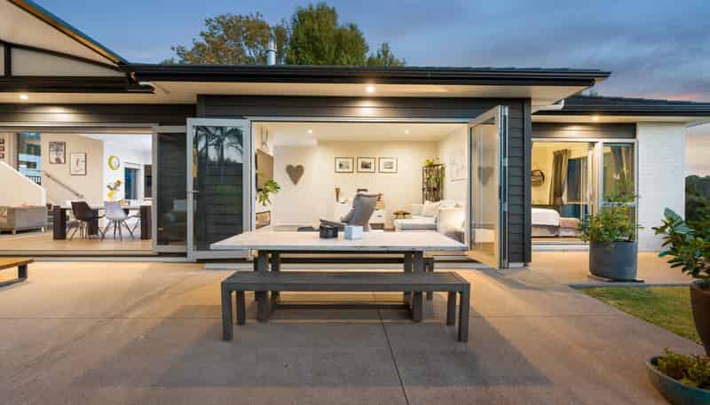 1154A East Coast Road, Albany