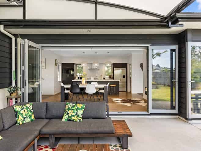 1154A East Coast Road, Redvale