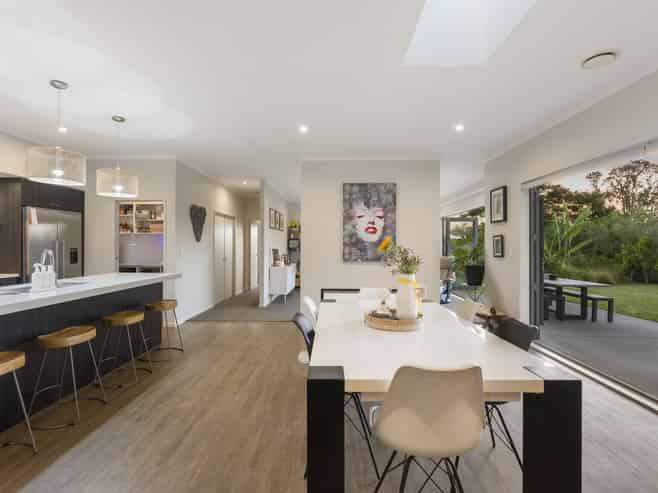 1154A East Coast Road, Albany