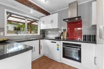 21 Old Onerahi Road, Onerahi