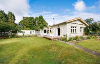 16 Bryce Street, Apiti