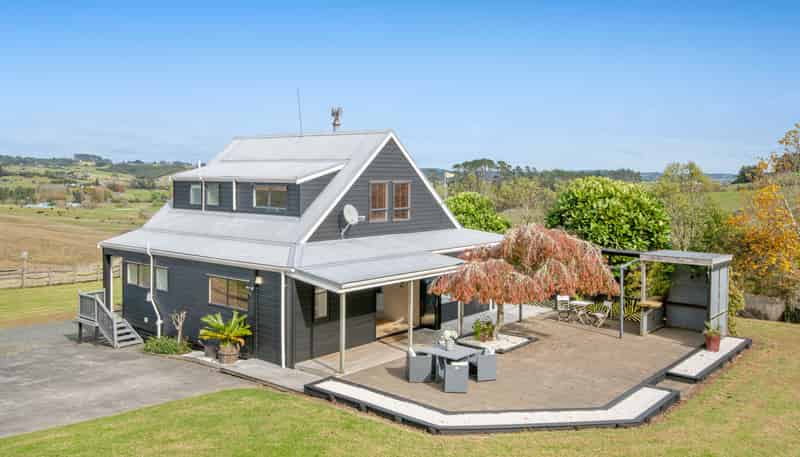 139 Whitehills Road, Wainui