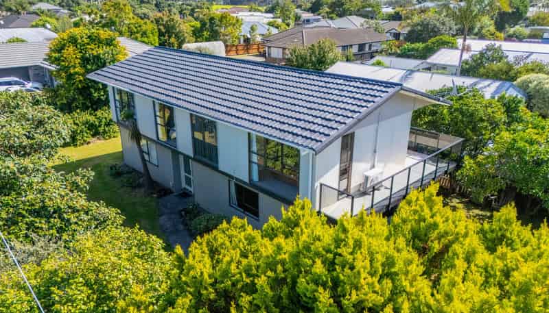 1 Shearwater Street, One Tree Point