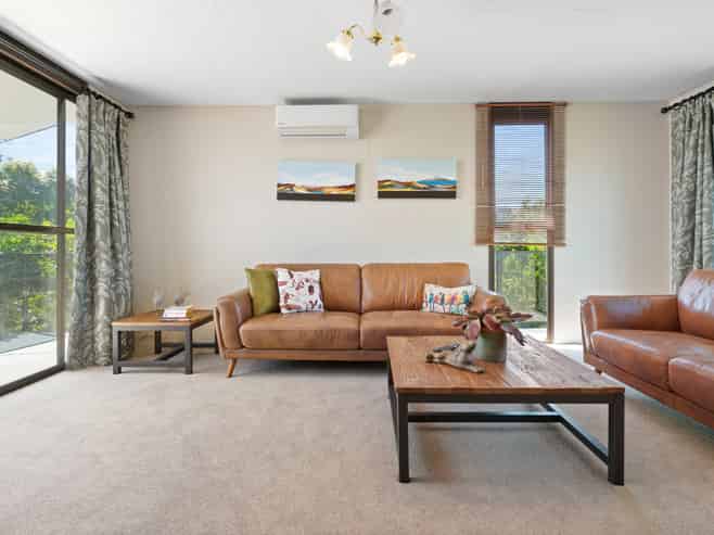 1 Shearwater Street, One Tree Point