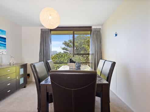 1 Shearwater Street, One Tree Point