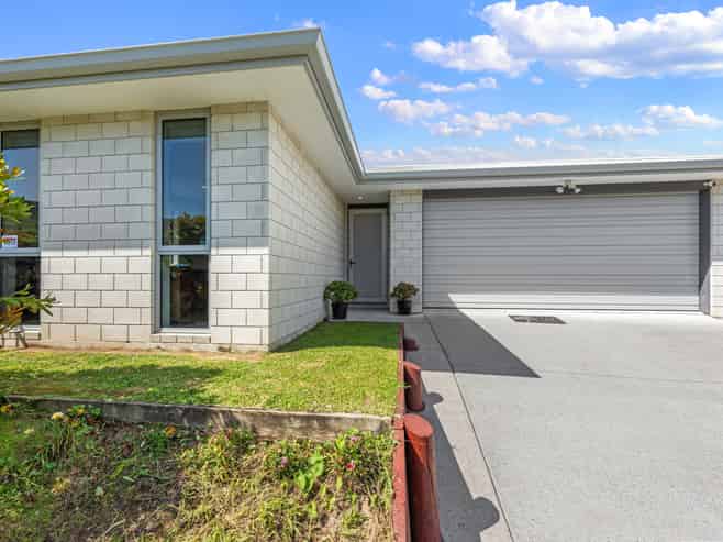 101 Ballintoy Park Drive, Welcome Bay