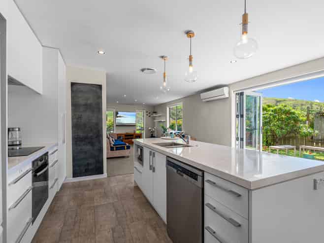 101 Ballintoy Park Drive, Welcome Bay