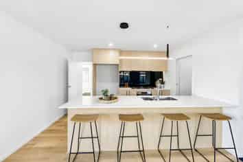 2 Pitchford Lane, Rolleston