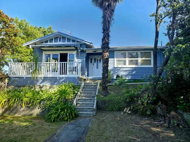 2 Harvey Road, Napier Hill