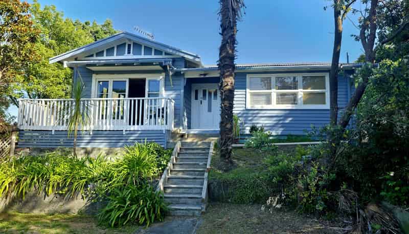 2 Harvey Road, Napier Hill