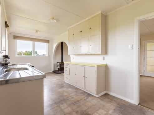 194 River Road, Kumeroa