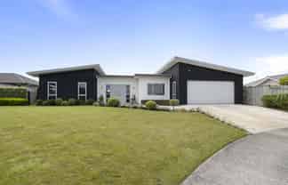 42 Accolade Street, Feilding