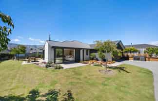 15 Pennycook Place, Lake Hawea