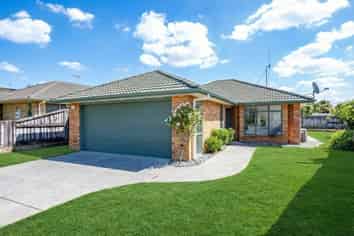 5 Locksley Lane, Hamilton East