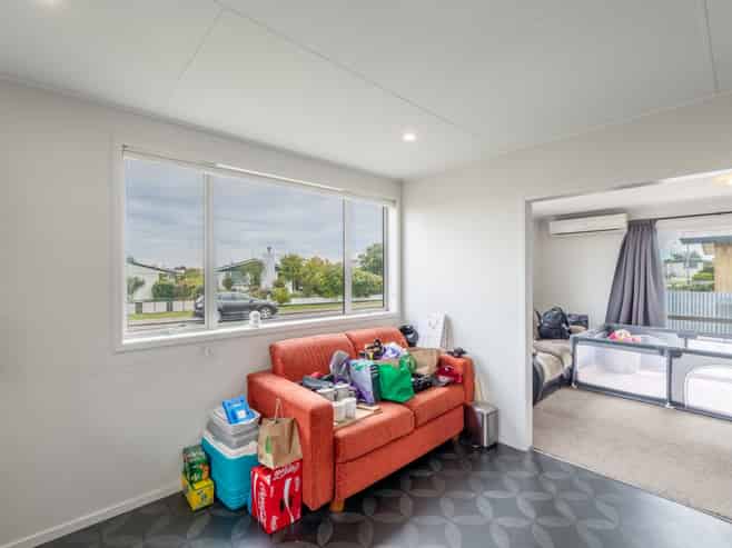 35 Arundel Crescent, Strathern