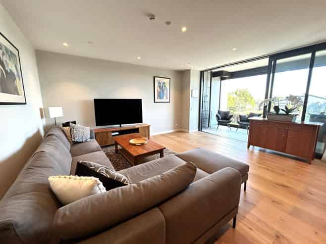 207/250 Kepa Road (fully furnished apartment), Mission Bay