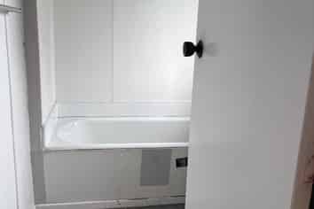 1017 Manuka Street , Mahora