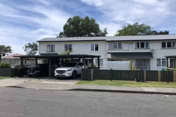 1017 Manuka Street , Mahora