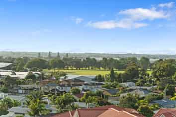 410/1817A Great North Road, Avondale