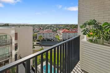 410/1817A Great North Road, Avondale