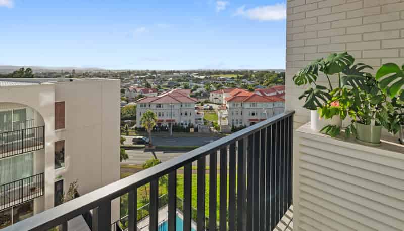 410/1817A Great North Road, Avondale