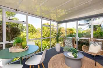 2/32 Eskdale Road, Papakowhai