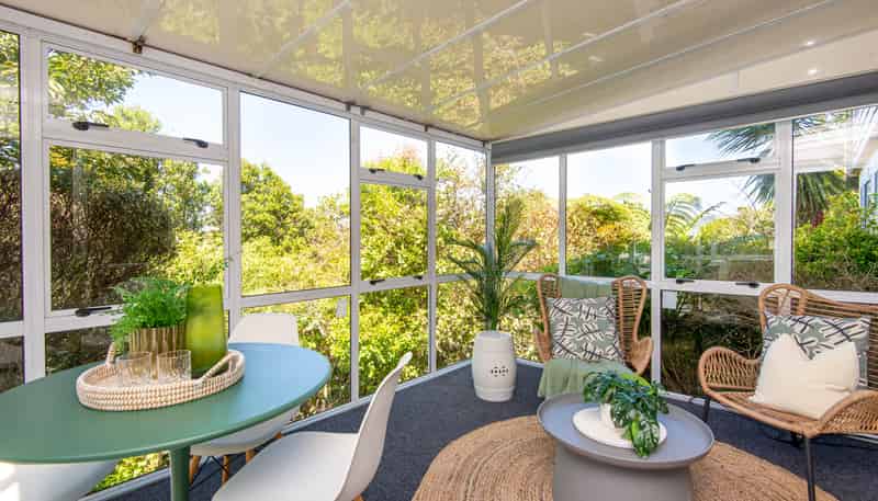 2/32 Eskdale Road, Papakowhai