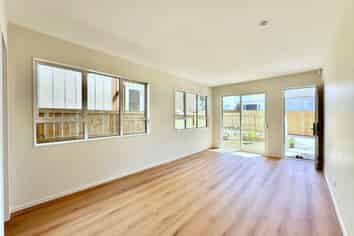 2/118 Pigeon Mountain Road, Half Moon Bay