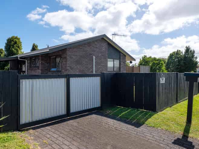 12B Tapsell Road, Fairy Springs