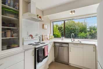 1-191 Malfroy Road, Utuhina