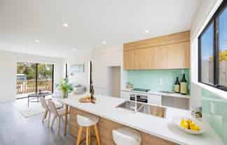 1/36 Tiroroa Avenue, Te Atatu South