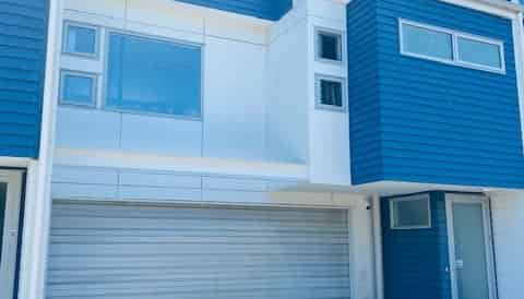 22D Packe Street, Edgeware