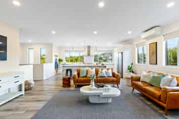 6 Andre Rise, Stanmore Bay