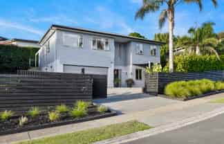 6 Andre Rise, Stanmore Bay