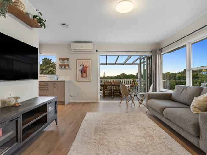2/99 Mountbatten Avenue, Hillcrest
