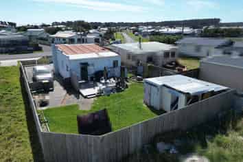 11 Thomas Place, Foxton Beach