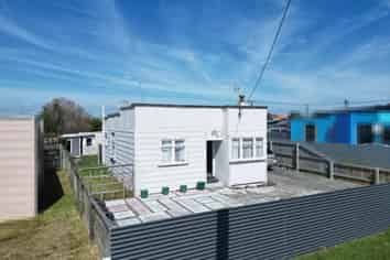 11 Thomas Place, Foxton Beach